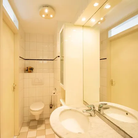 Callantsogervaart 3-8 Near